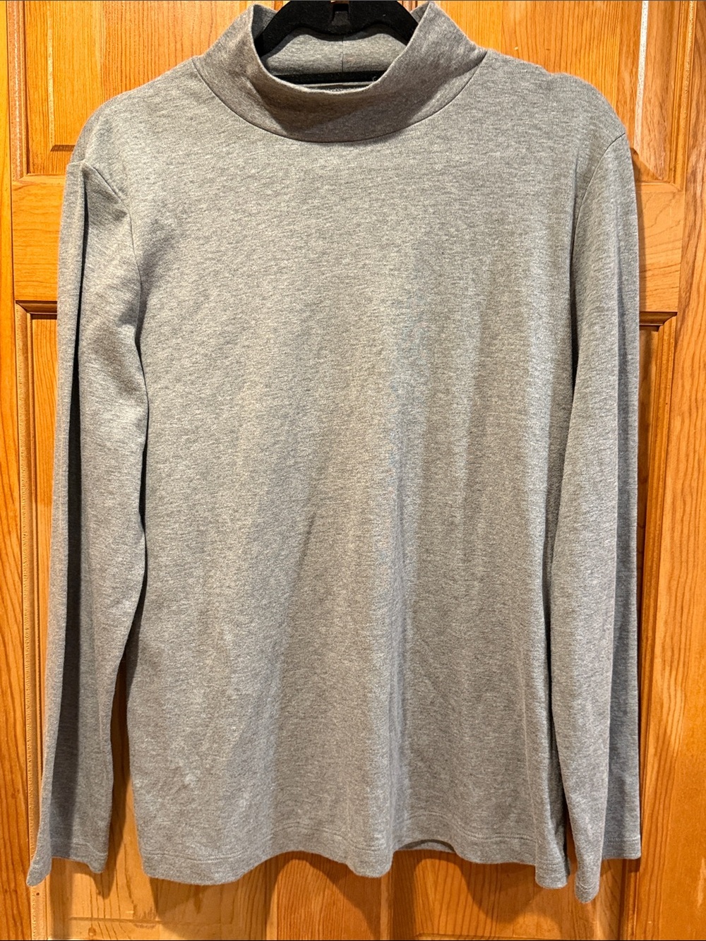 Croft & Barrow grey turtleneck size large .